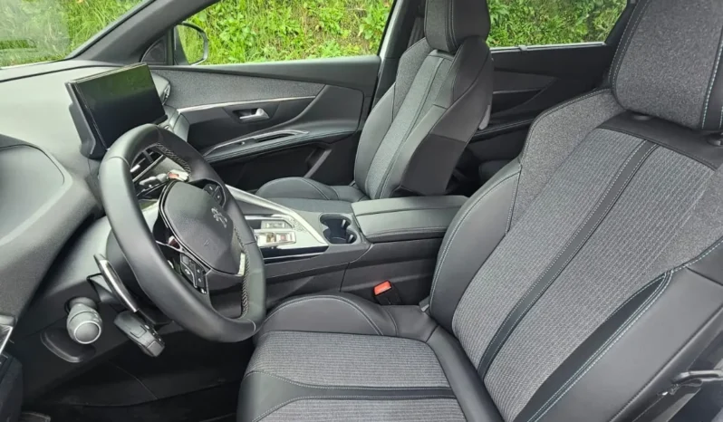 Peugeot 5008 completo